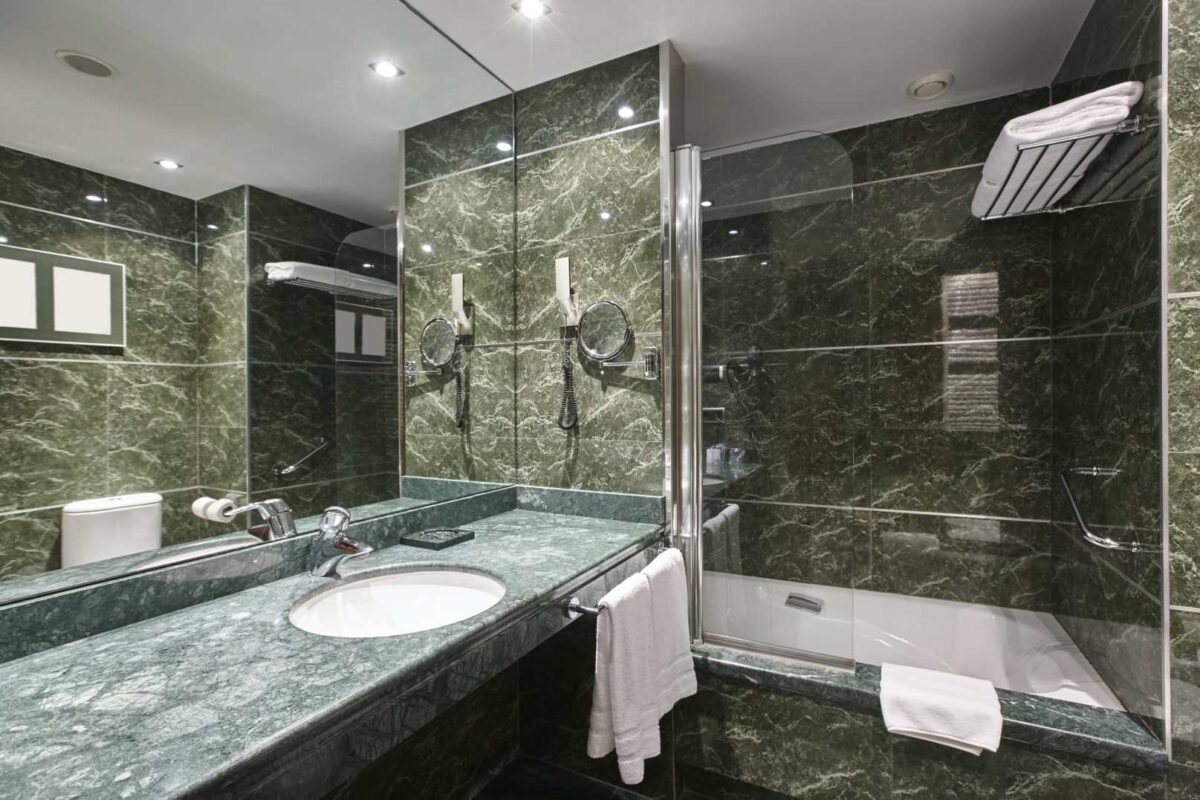 marmura baie mesta constanta - Cum să transformi baia într-un adevarat SPA folosind marmura