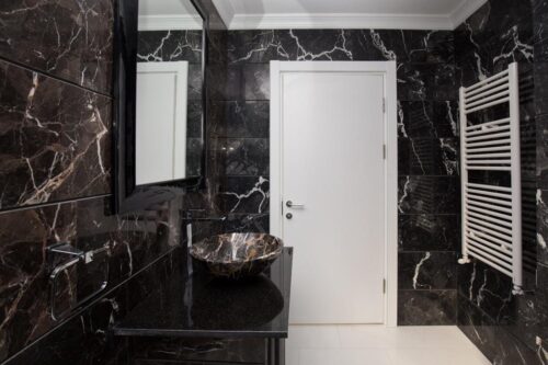 Glaf Marmură Nero Marquina Lustruită Bizotata 1L 110 x 25 x 2cm