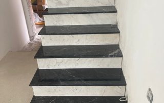 trepte contratrepte din marmura neagra pentru proiecte interioare 9 - Proiecte de Interior folosind Piatră Naturală